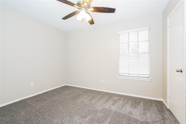 Building Photo - 1201 Oakbluff Dr
