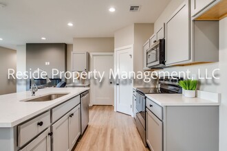 Building Photo - 2124 Melody Ct