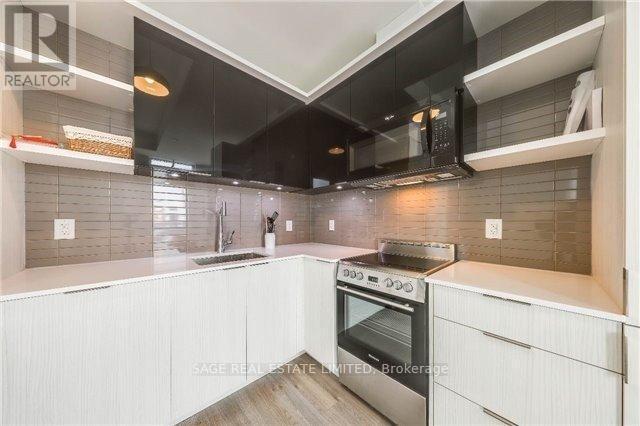 Photo du bâtiment - 6-716 Parkwood Ave