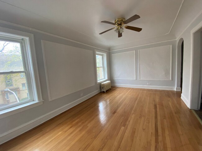 Foto del edificio - 6301 N Washtenaw Ave