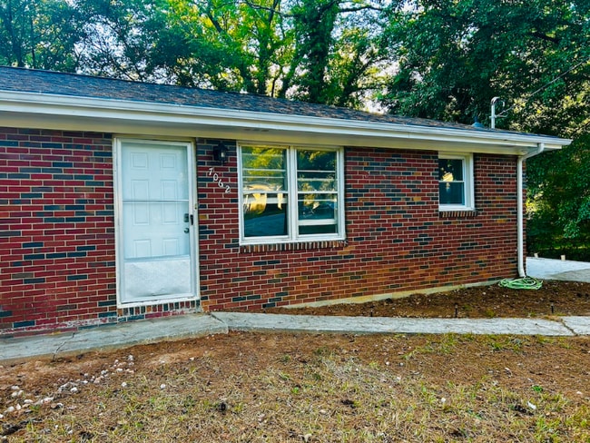 Building Photo - 7062 Felton Ln