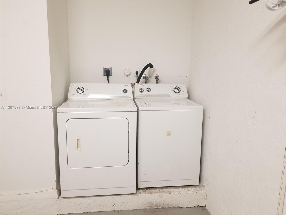 Building Photo - 14122 SW 260th St