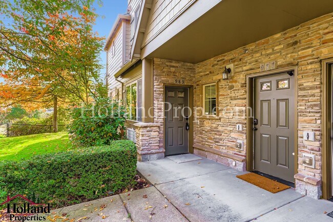 Foto del edificio - Charming 2-Bedroom Condo in Prime Hillsboro Location!