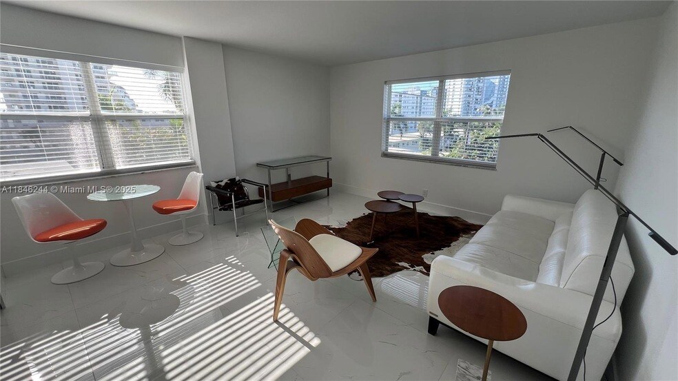 Foto principal - 619 Orton Ave