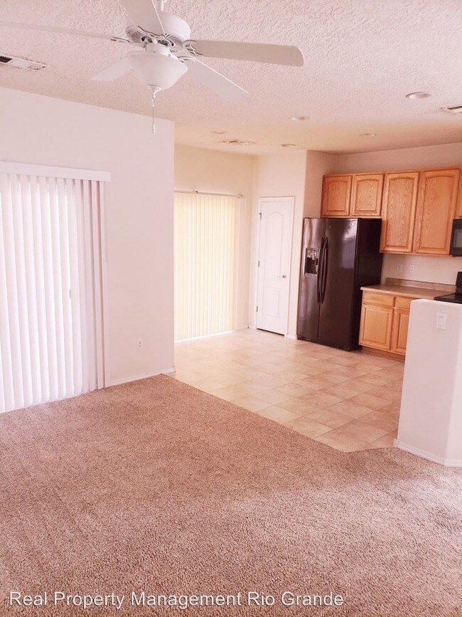 Building Photo - 3 br, 2 bath House - 2544 Violeta Circle