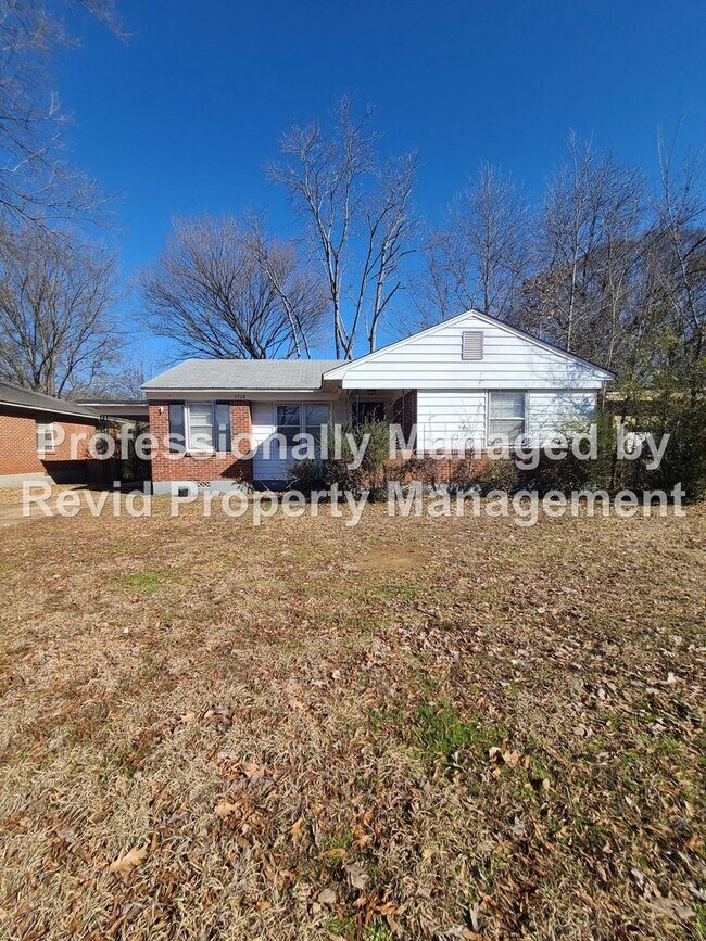 Building Photo - 3 Bedroom Home near U of M