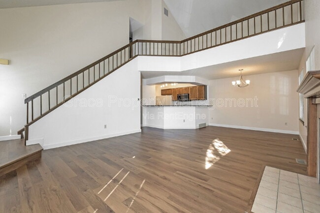 Foto del edificio - 5863 W Atlantic Pl