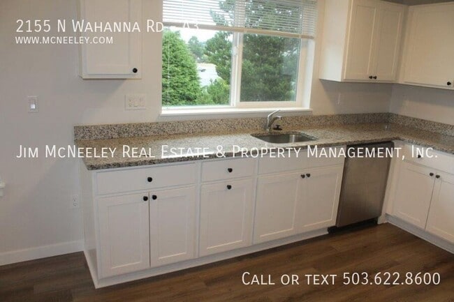 Building Photo - 2155 N Wahanna Rd