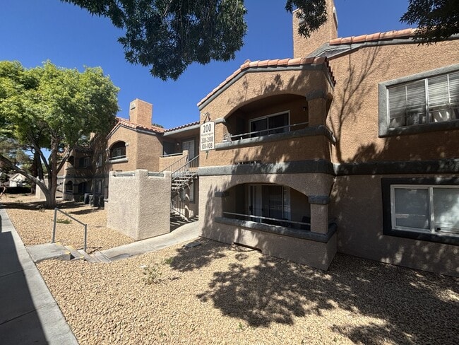 Foto del edificio - 200 Mission Laguna Ln