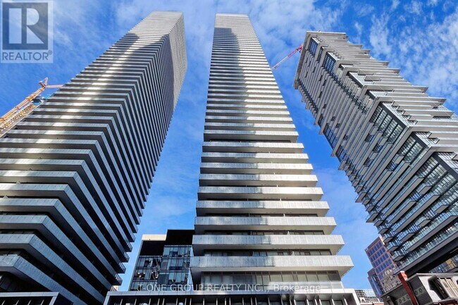 Building Photo - 50 Charles St E