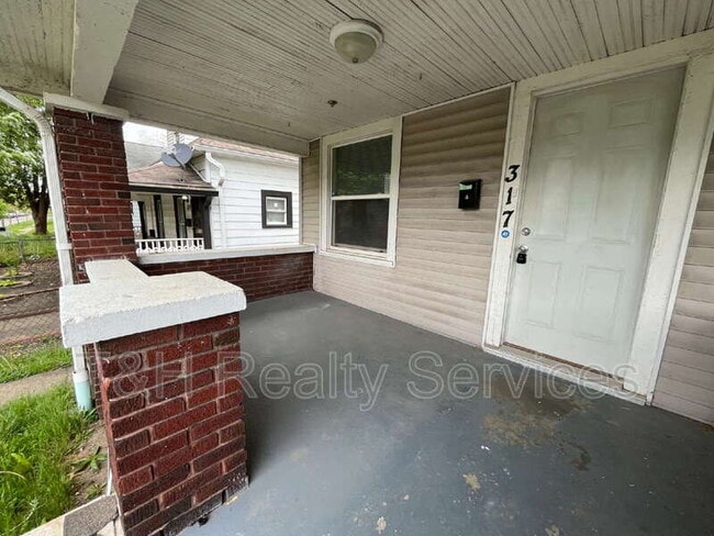 Building Photo - 317 N Colorado Ave