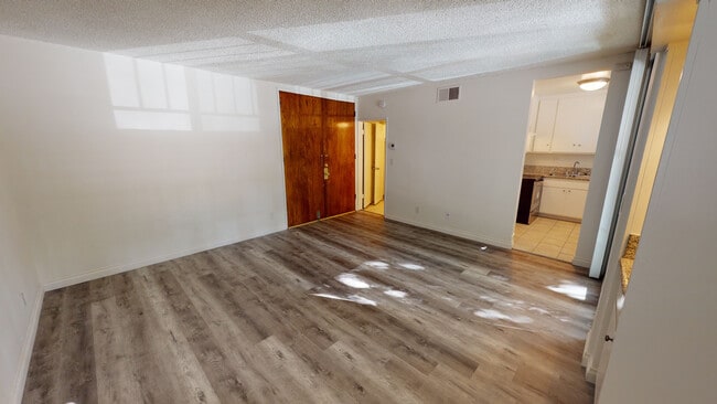Sala de estar - Burton Plaza