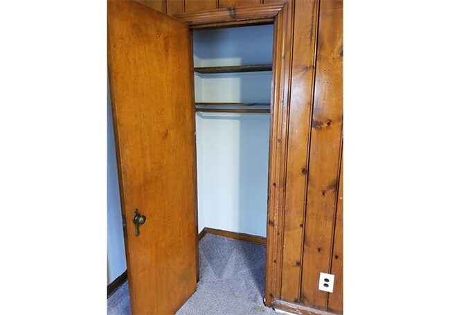 Foto del edificio - 960 Ludlow Ave