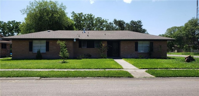 Foto del edificio - 4938 Trinity Dr