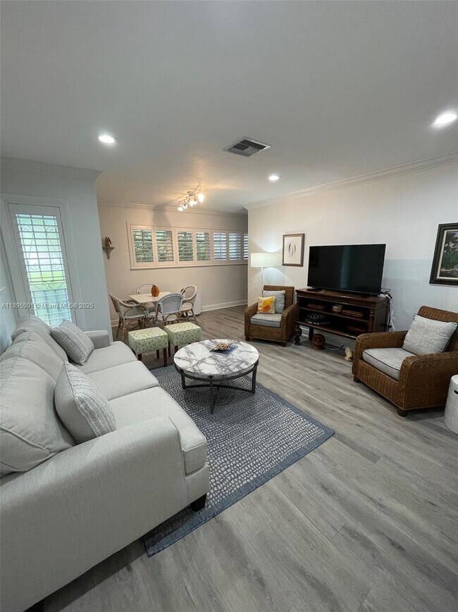 Foto del edificio - 1209 Campo Sano Ave