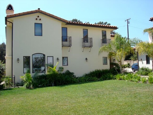 Building Photo - Modoc