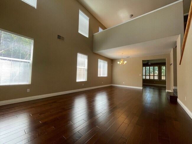 Foto del edificio - Kitchen Island, Covered Patio w/ Outdoor B...