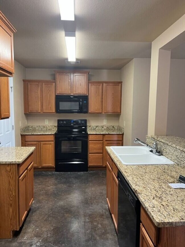 2 Bedroom Townhome For Rent in Am... Townhouse for Rent in