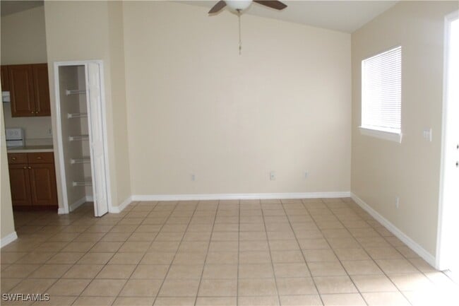 Foto del edificio - 726 Hightower Ave S