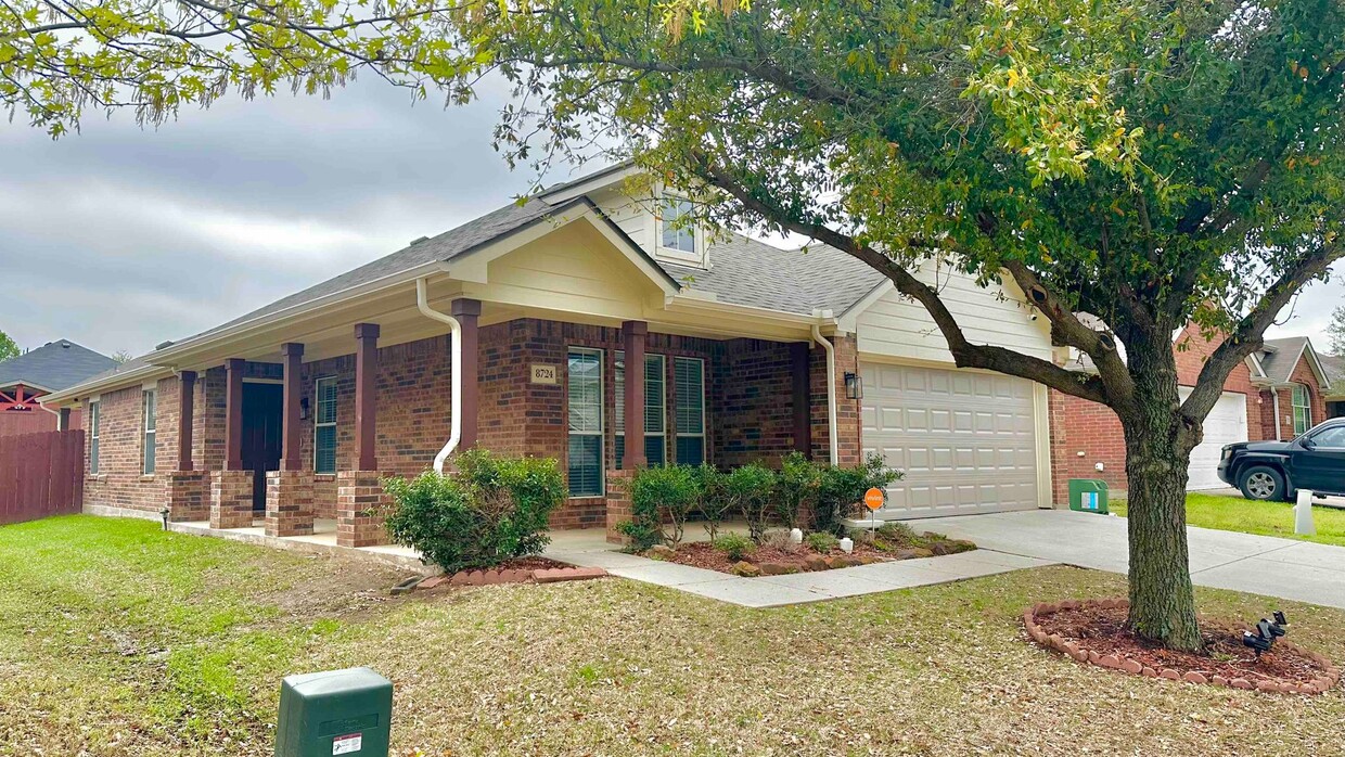 Foto principal - Home for Lease in Aubrey