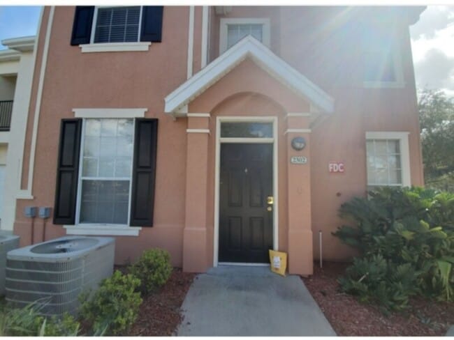1 bed 1 bath - cable &amp; water inlcuded in rent - 1 bed 1 bath - cable &amp; water inlcuded in rent House