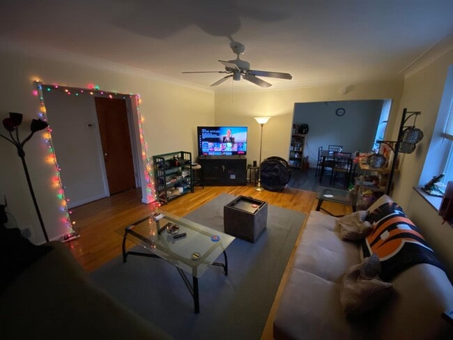 Foto del edificio - 533 Riddle Crest Ln