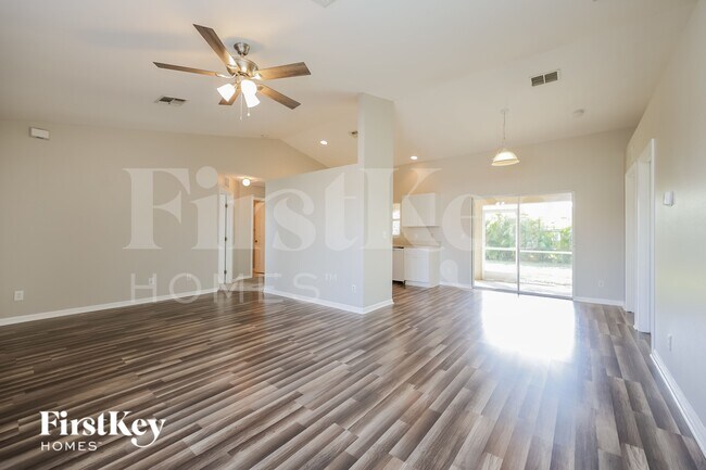 Foto del edificio - 1814 NE 2nd Ave