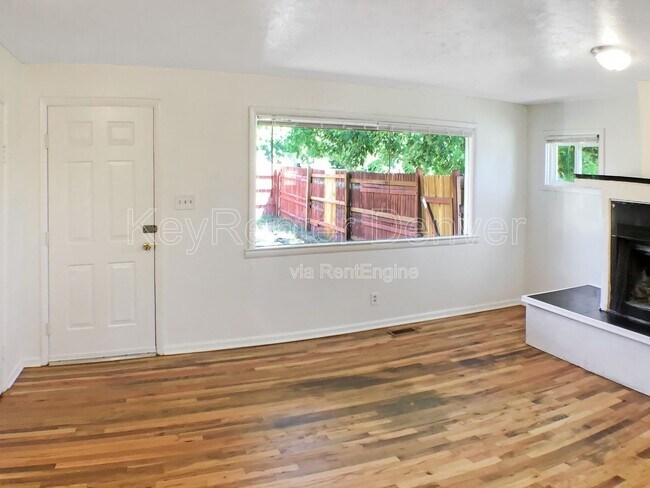 Foto del edificio - 1995 Ingalls St