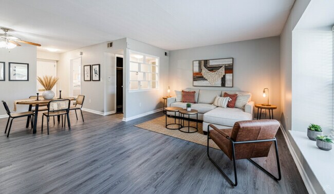 Three Bedroom at Courtyard on Main in Salisbury, NC - Courtyard on Main