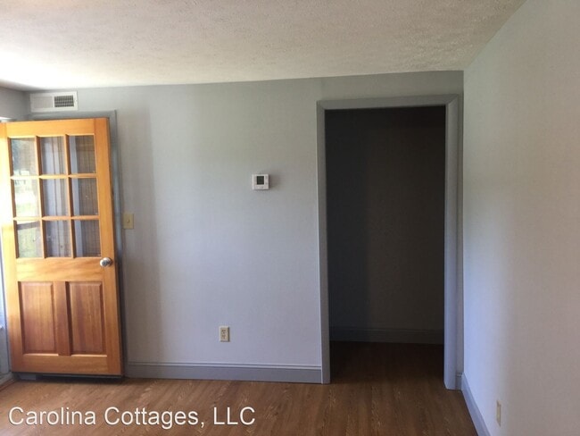 Building Photo - 1 br, 2 bath House - 710 Duncan Road, Apt. A