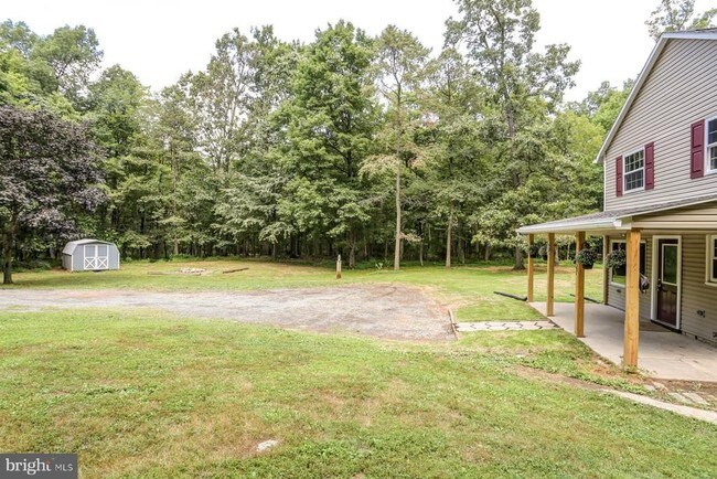 Building Photo - 627 Hoot Owl Rd