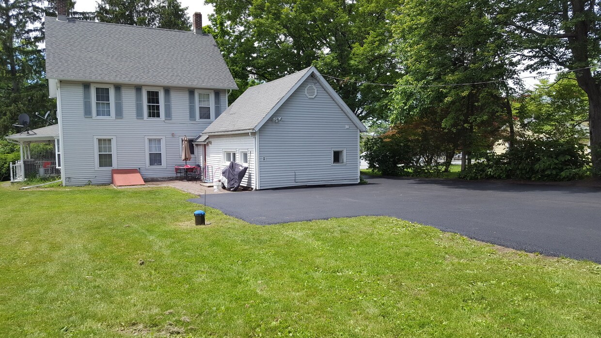 324 Lakeside Rd, Newburgh, NY 12550 Apartments in Newburgh, NY