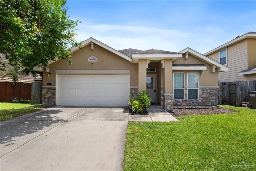 Foto principal - 33 Kika De La Garza St