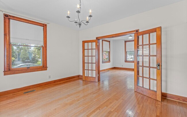 Foto del edificio - 4522 Columbia St