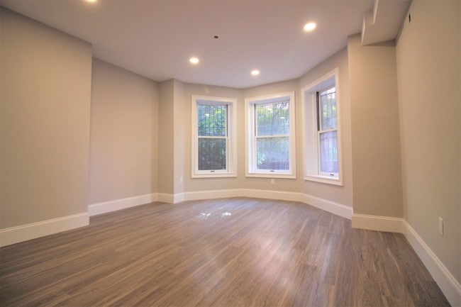 Building Photo - 383 Commonwealth Avenue
