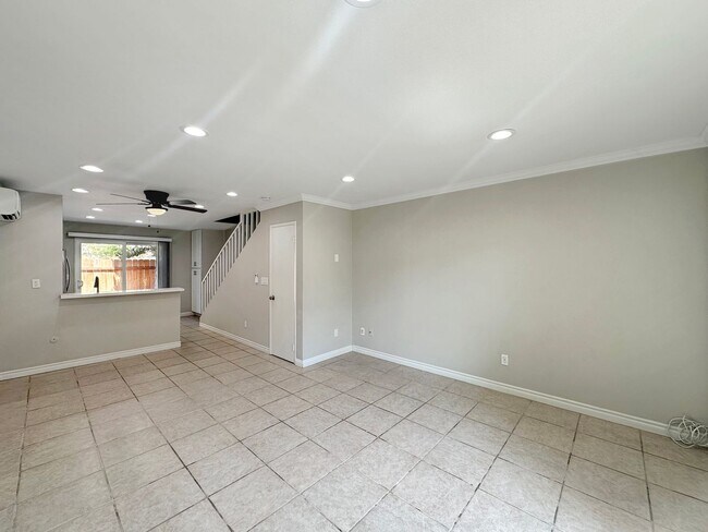 Foto del edificio - Charming 2BD/1BA Home in San Carlos W/ A/C...