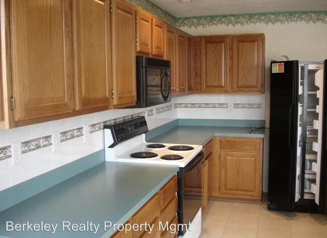 Building Photo - 122 Waters Edge Dr