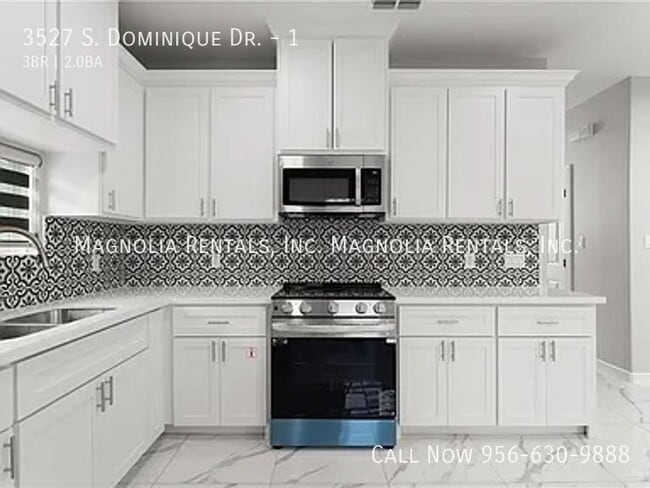 Building Photo - 3527 S Dominique Dr