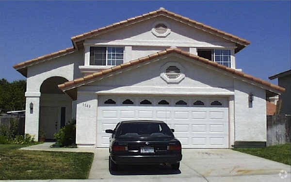 Building Photo - 1114-1149 Cochise Ct