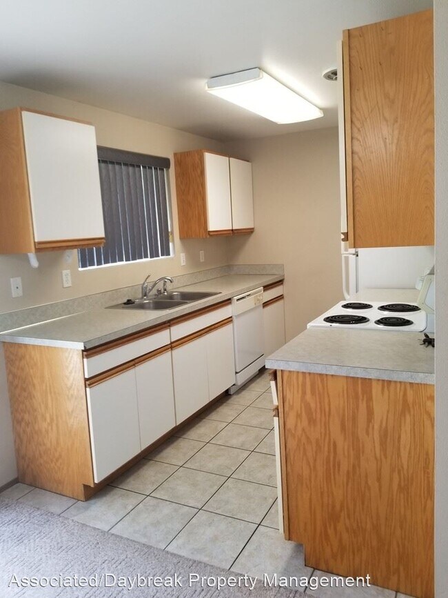 Foto del edificio - 3 br, 1 bath House - 3009 S. 5th St.