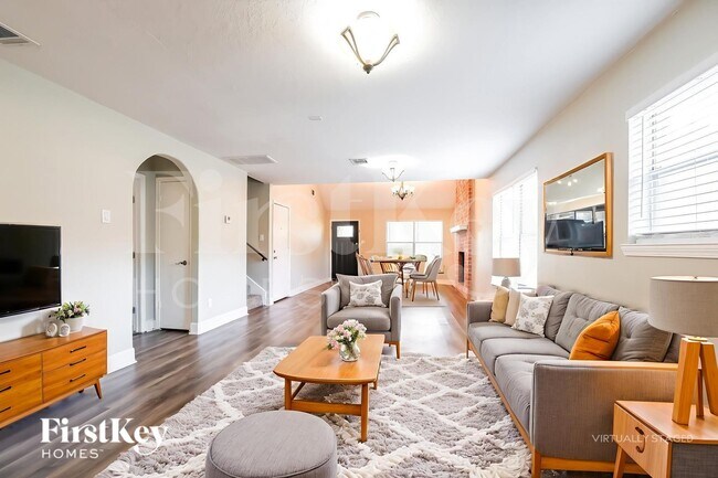 Foto del edificio - 22826 Provincial Blvd