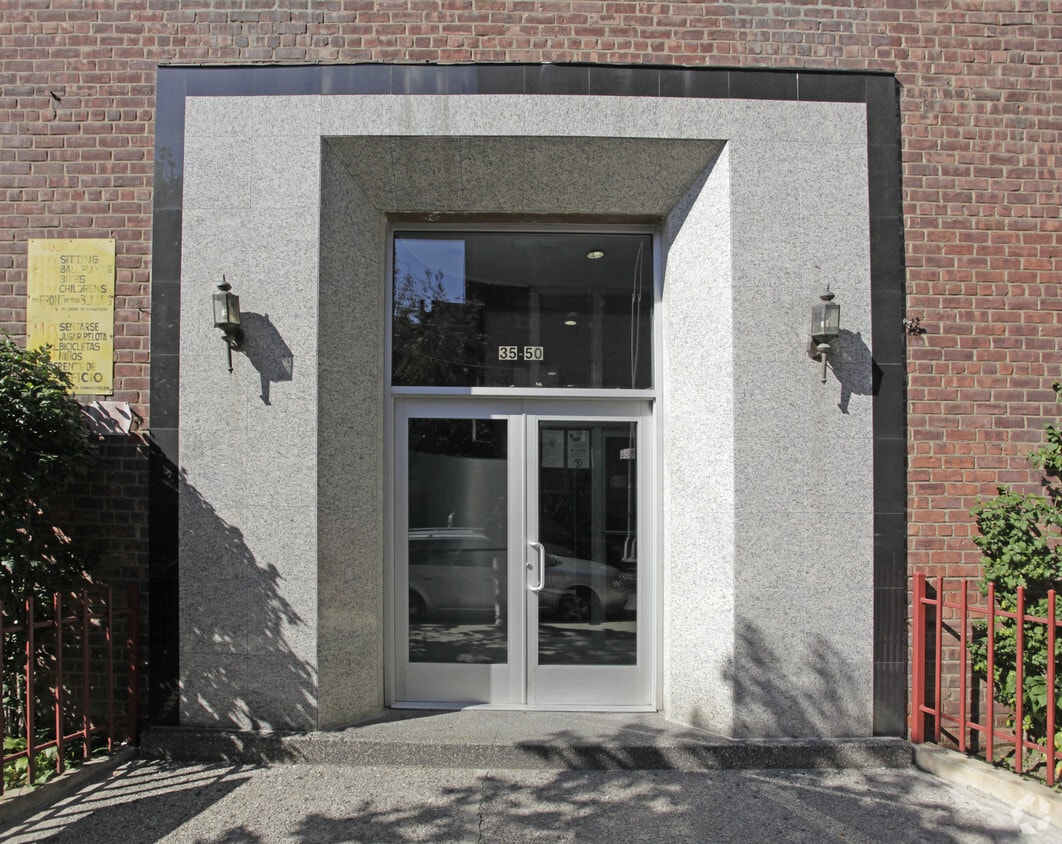Building Photo - 3550 81st St