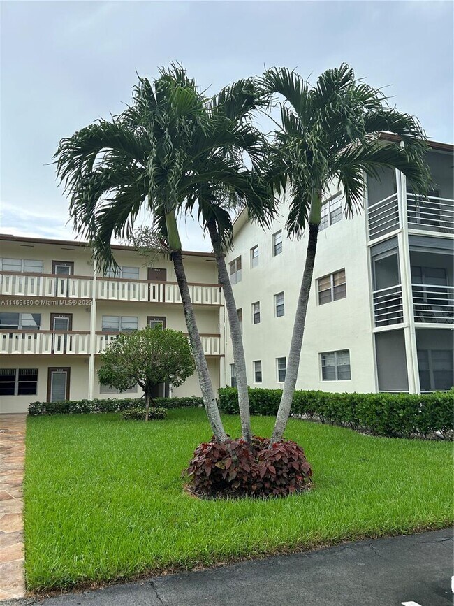 Foto del edificio - 550 Mansfield M