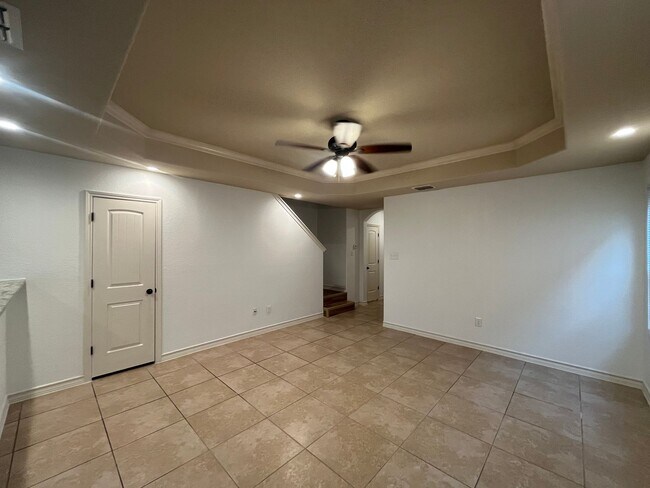 Building Photo - 6622 Mia Way