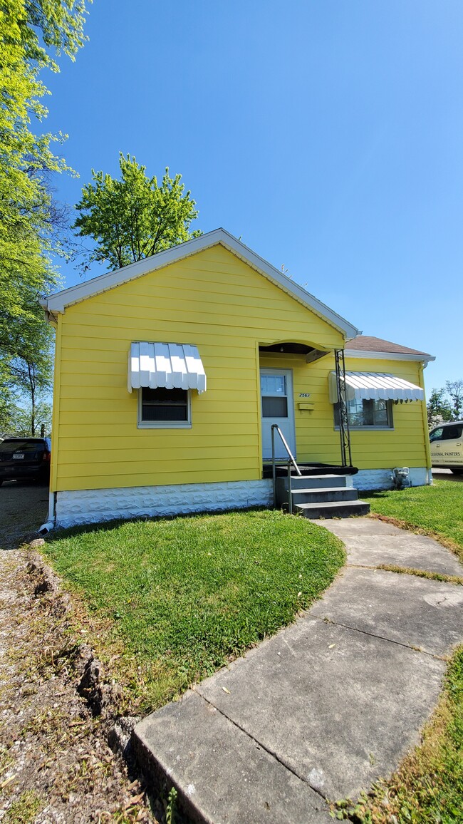 Building Photo - 2567 Sunnymeade Ct
