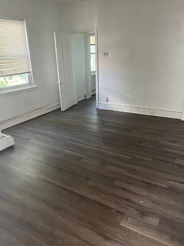 Foto del edificio - 324 E 24th St