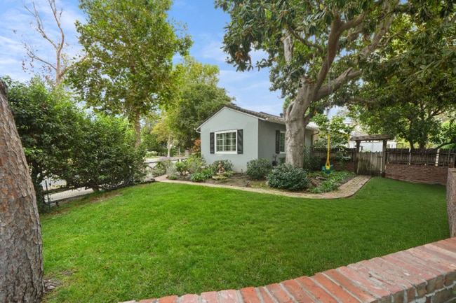 Building Photo - 1526 Morningside Dr