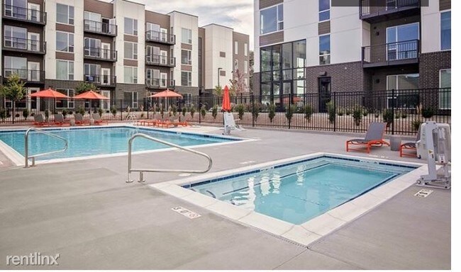 Foto del edificio - 30 Orange St