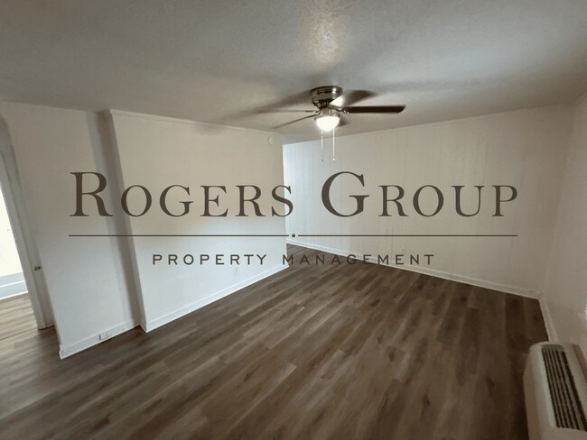 Foto del edificio - #450 - 807-809 Hughes St Duplex