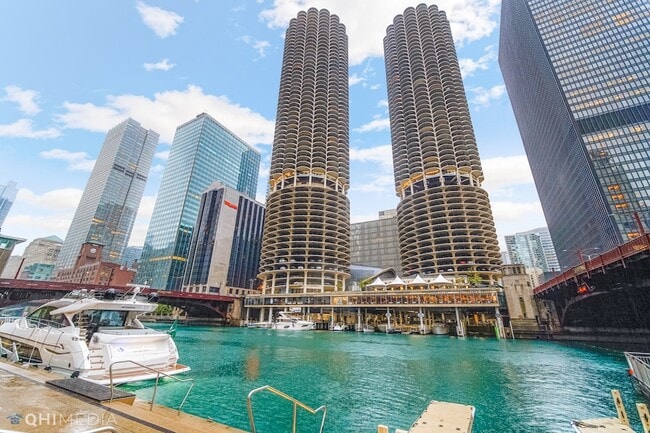 Photo - 300 N State St Apartment